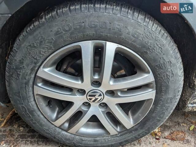 Серый Фольксваген Гольф, объемом двигателя 1.6 л и пробегом 351 тыс. км за 6500 $, фото 22 на Automoto.ua