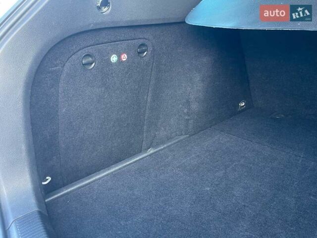 Серый Фольксваген Гольф, объемом двигателя 0 л и пробегом 214 тыс. км за 6200 $, фото 48 на Automoto.ua