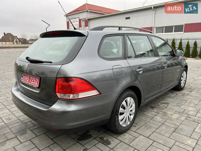 Серый Фольксваген Гольф, объемом двигателя 1.6 л и пробегом 218 тыс. км за 5850 $, фото 13 на Automoto.ua
