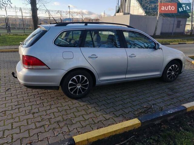 Серый Фольксваген Гольф, объемом двигателя 1.4 л и пробегом 245 тыс. км за 6000 $, фото 9 на Automoto.ua