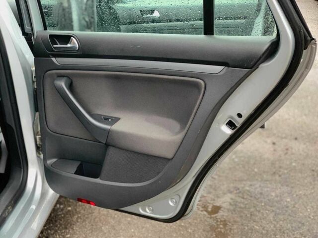 Сірий Фольксваген Гольф, об'ємом двигуна 1.9 л та пробігом 280 тис. км за 6690 $, фото 20 на Automoto.ua