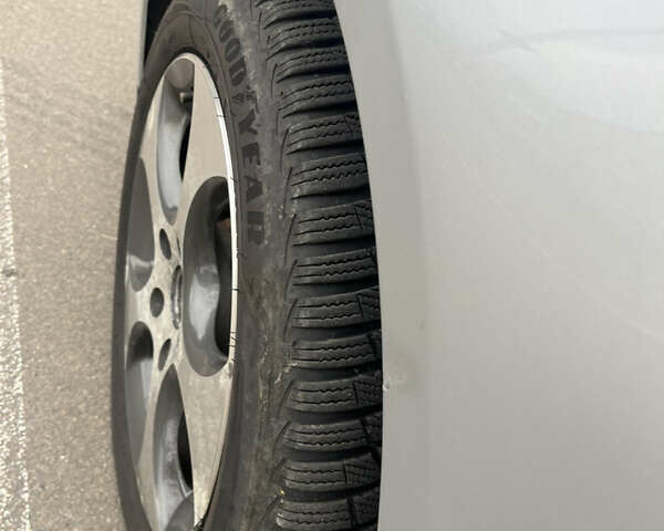 Серый Фольксваген Гольф, объемом двигателя 1.39 л и пробегом 241 тыс. км за 7000 $, фото 14 на Automoto.ua