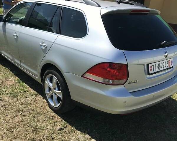 Серый Фольксваген Гольф, объемом двигателя 1.4 л и пробегом 131 тыс. км за 8800 $, фото 6 на Automoto.ua