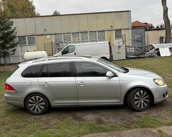 Серый Фольксваген Гольф, объемом двигателя 1.97 л и пробегом 280 тыс. км за 6500 $, фото 1 на Automoto.ua