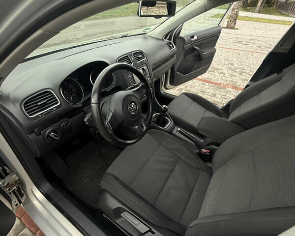 Серый Фольксваген Гольф, объемом двигателя 1.39 л и пробегом 193 тыс. км за 6300 $, фото 22 на Automoto.ua