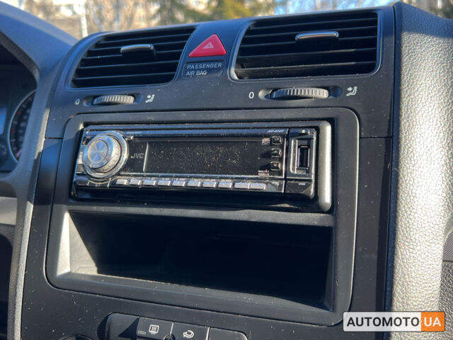 Серый Фольксваген Гольф, объемом двигателя 1.4 л и пробегом 186 тыс. км за 6400 $, фото 13 на Automoto.ua