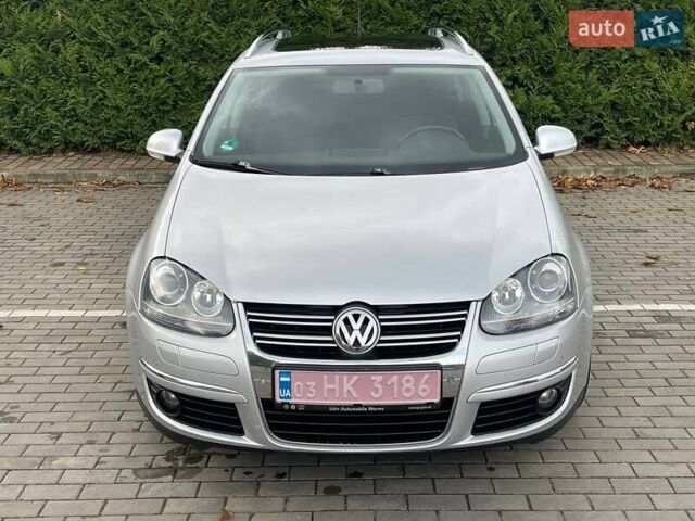 Серый Фольксваген Гольф, объемом двигателя 1.4 л и пробегом 214 тыс. км за 6200 $, фото 1 на Automoto.ua