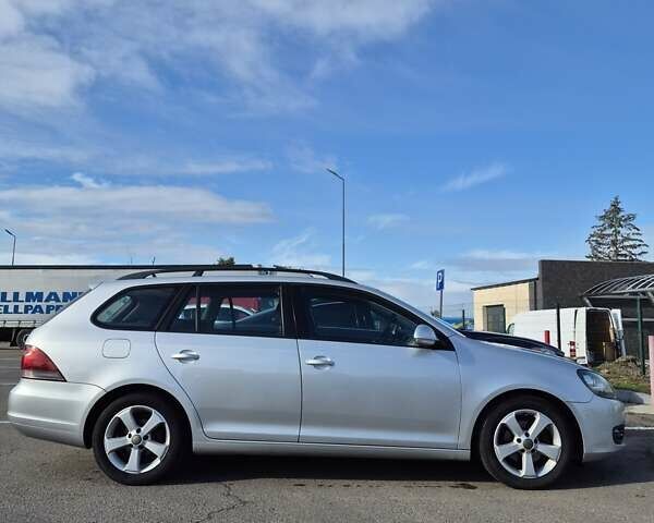 Серый Фольксваген Гольф, объемом двигателя 1.6 л и пробегом 342 тыс. км за 7000 $, фото 1 на Automoto.ua