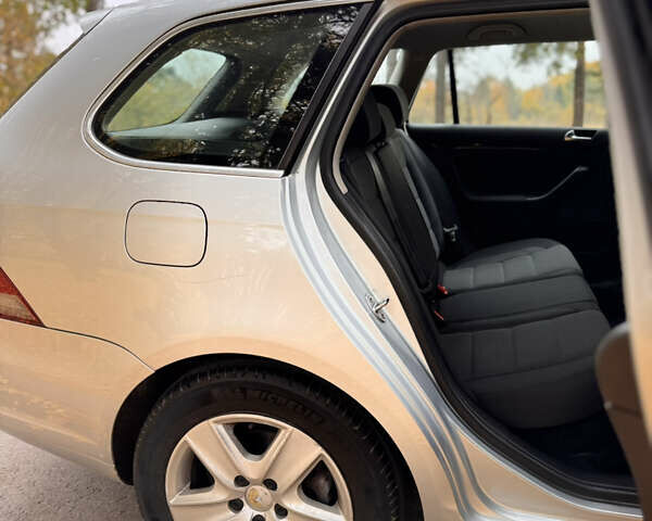 Сірий Фольксваген Гольф, об'ємом двигуна 1.39 л та пробігом 173 тис. км за 7800 $, фото 16 на Automoto.ua