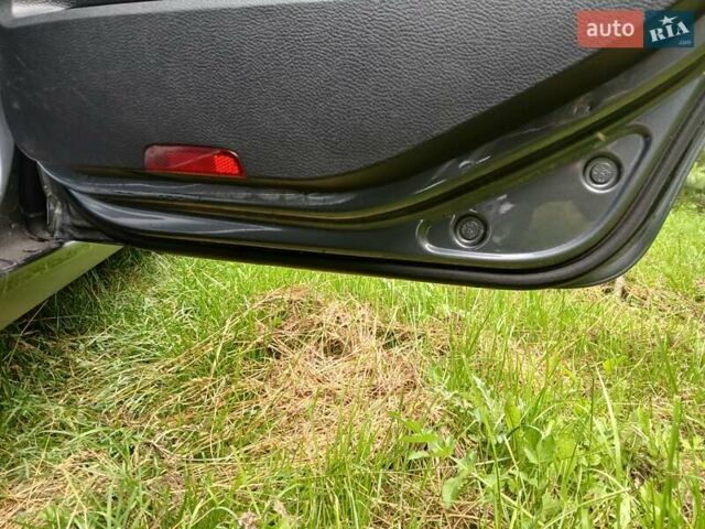 Серый Фольксваген Гольф, объемом двигателя 1.6 л и пробегом 260 тыс. км за 7400 $, фото 39 на Automoto.ua
