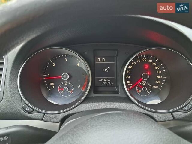 Фольксваген Гольф 2009 в Нетешине на Automoto.ua Серый Фольксваген Гольф, объемом двигателя 1.6 л и пробегом 245 тыс. км за 6900 $, фото 21 на Automoto.ua