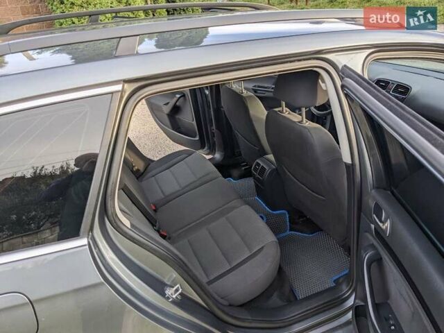 Сірий Фольксваген Гольф, об'ємом двигуна 1.6 л та пробігом 299 тис. км за 6550 $, фото 10 на Automoto.ua