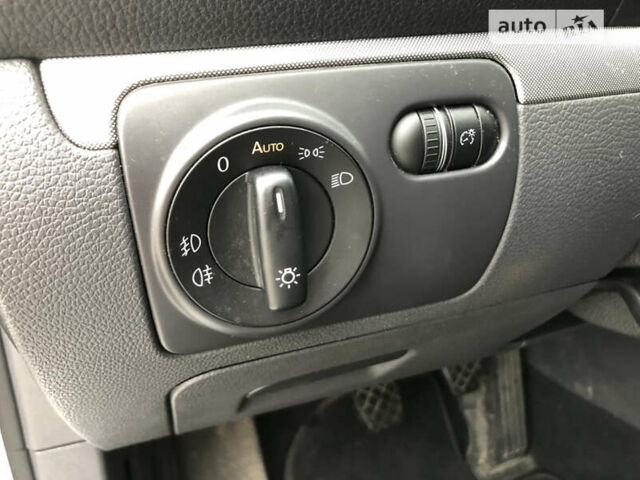 Сірий Фольксваген Гольф, об'ємом двигуна 1.4 л та пробігом 220 тис. км за 5150 $, фото 7 на Automoto.ua