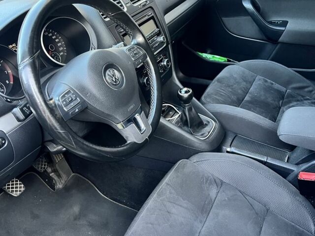 Серый Фольксваген Гольф, объемом двигателя 1.4 л и пробегом 277 тыс. км за 7300 $, фото 6 на Automoto.ua