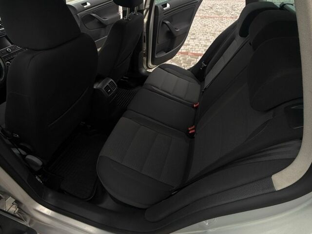 Серый Фольксваген Гольф, объемом двигателя 1.4 л и пробегом 193 тыс. км за 6299 $, фото 12 на Automoto.ua