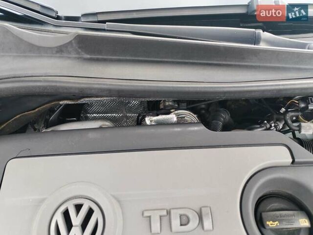 Серый Фольксваген Гольф, объемом двигателя 1.6 л и пробегом 253 тыс. км за 7700 $, фото 21 на Automoto.ua
