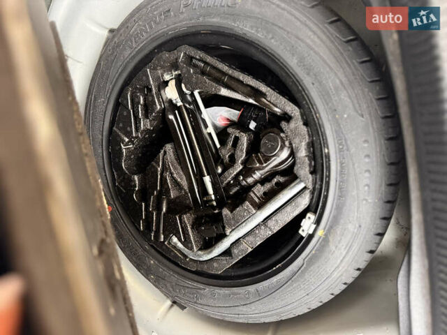 Сірий Фольксваген Гольф, об'ємом двигуна 1.39 л та пробігом 173 тис. км за 7800 $, фото 23 на Automoto.ua