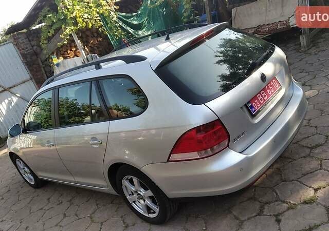 Серый Фольксваген Гольф, объемом двигателя 1.6 л и пробегом 222 тыс. км за 6799 $, фото 38 на Automoto.ua