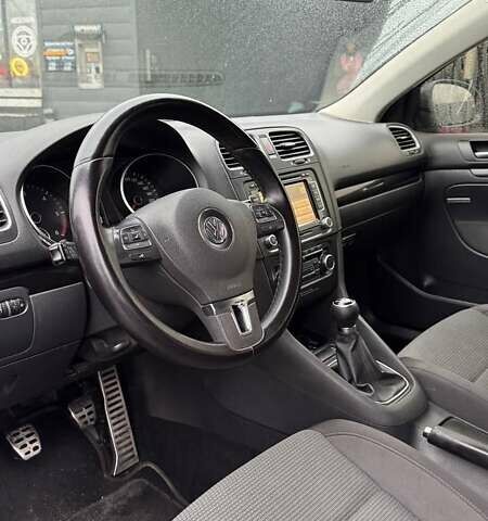 Серый Фольксваген Гольф, объемом двигателя 1.6 л и пробегом 341 тыс. км за 6900 $, фото 7 на Automoto.ua