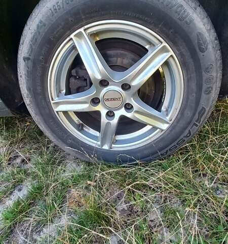 Серый Фольксваген Гольф, объемом двигателя 1.6 л и пробегом 170 тыс. км за 7950 $, фото 6 на Automoto.ua