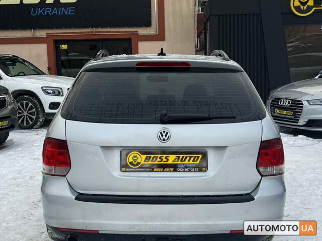 Сірий Фольксваген Гольф, об'ємом двигуна 1.6 л та пробігом 271 тис. км за 7400 $, фото 4 на Automoto.ua