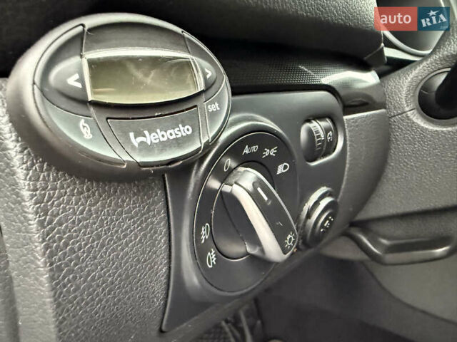 Серый Фольксваген Гольф, объемом двигателя 1.6 л и пробегом 298 тыс. км за 6550 $, фото 26 на Automoto.ua