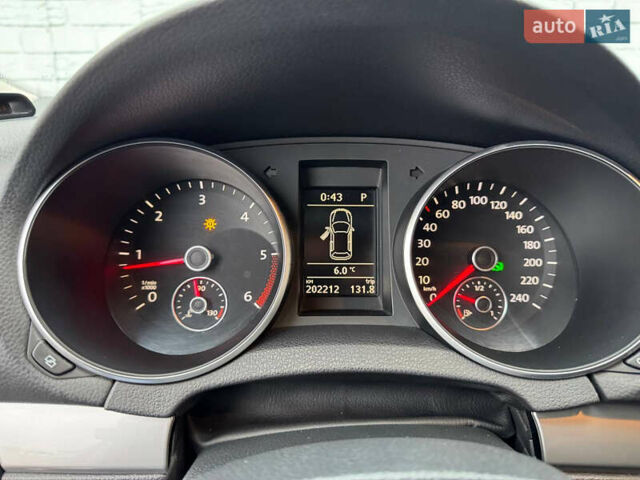 Серый Фольксваген Гольф, объемом двигателя 1.6 л и пробегом 202 тыс. км за 7500 $, фото 20 на Automoto.ua