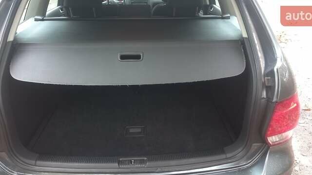 Серый Фольксваген Гольф, объемом двигателя 1.39 л и пробегом 186 тыс. км за 8100 $, фото 36 на Automoto.ua