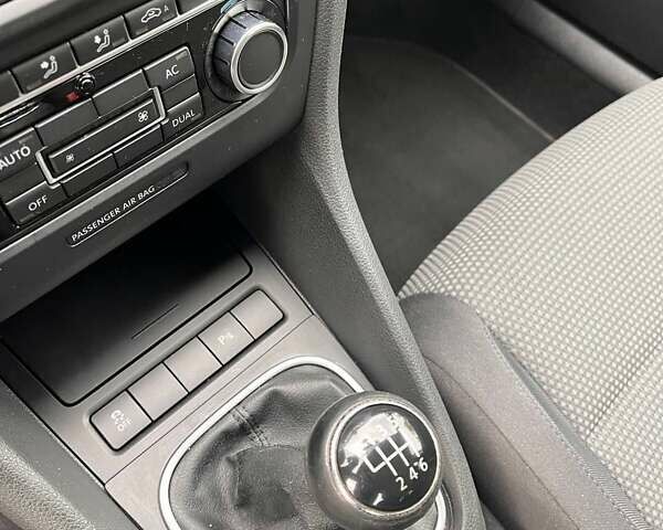 Фольксваген Гольф 2010 в Славуте на Automoto.ua Серый Фольксваген Гольф, объемом двигателя 1.39 л и пробегом 230 тыс. км за 7200 $, фото 14 на Automoto.ua