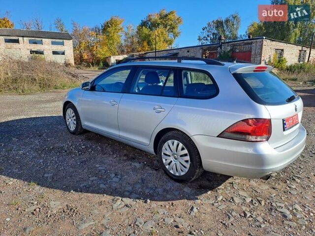 Серый Фольксваген Гольф, объемом двигателя 1.6 л и пробегом 250 тыс. км за 6900 $, фото 2 на Automoto.ua