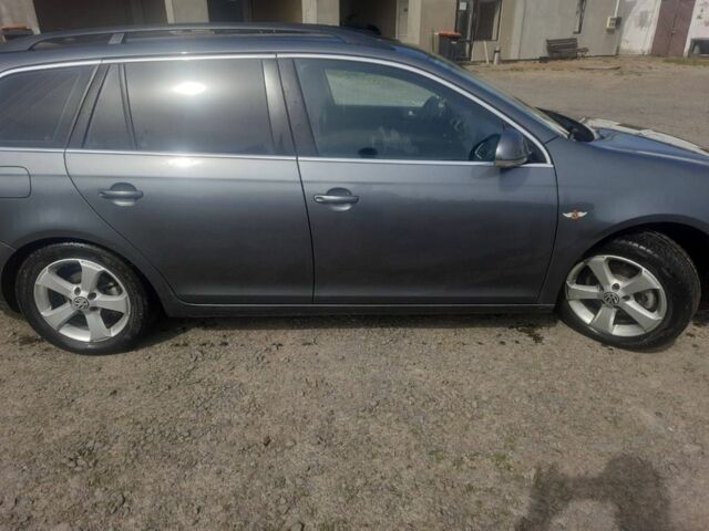 Серый Фольксваген Гольф, объемом двигателя 1.6 л и пробегом 270 тыс. км за 6900 $, фото 16 на Automoto.ua