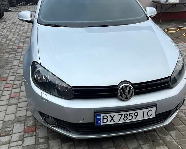 Серый Фольксваген Гольф, объемом двигателя 1.6 л и пробегом 262 тыс. км за 8500 $, фото 2 на Automoto.ua