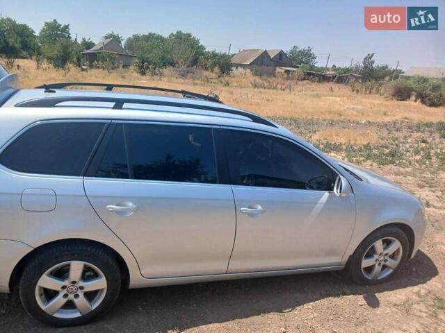 Серый Фольксваген Гольф, объемом двигателя 1.6 л и пробегом 213 тыс. км за 7800 $, фото 8 на Automoto.ua