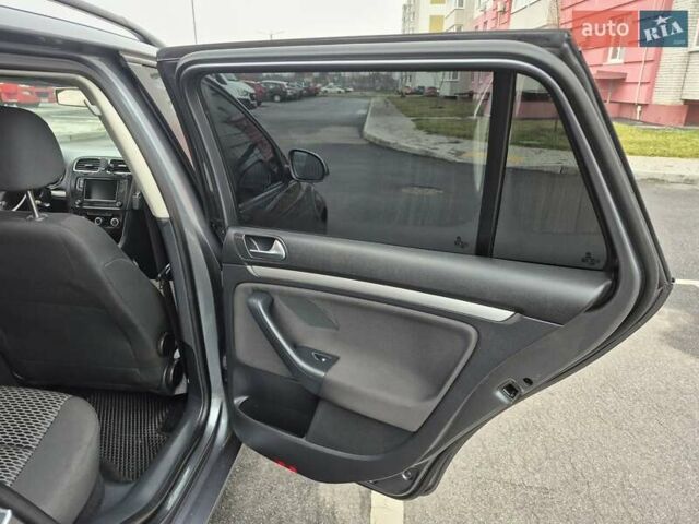 Сірий Фольксваген Гольф, об'ємом двигуна 1.6 л та пробігом 219 тис. км за 8100 $, фото 33 на Automoto.ua