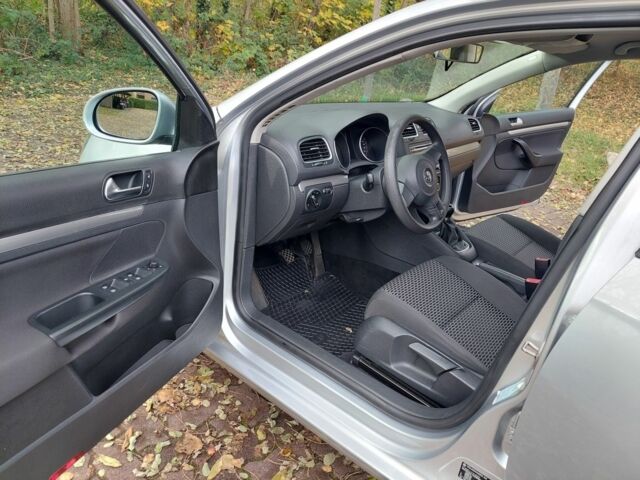 Сірий Фольксваген Гольф, об'ємом двигуна 0 л та пробігом 286 тис. км за 7200 $, фото 13 на Automoto.ua