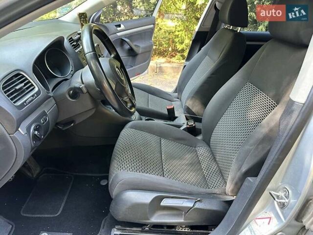 Сірий Фольксваген Гольф, об'ємом двигуна 1.6 л та пробігом 285 тис. км за 6999 $, фото 23 на Automoto.ua
