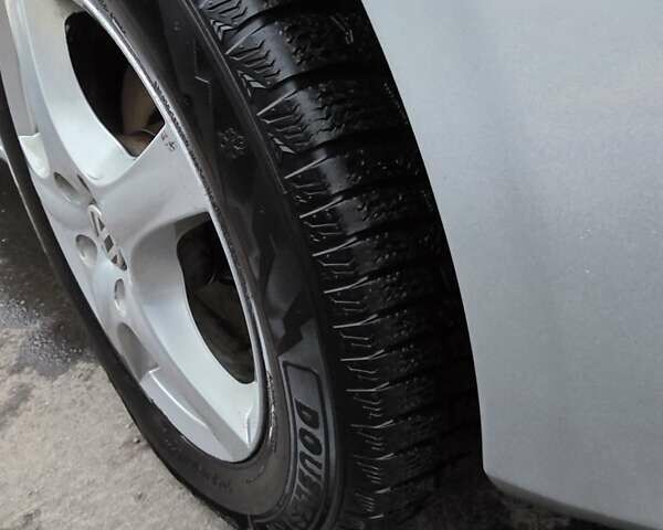 Серый Фольксваген Гольф, объемом двигателя 1.6 л и пробегом 270 тыс. км за 7500 $, фото 11 на Automoto.ua