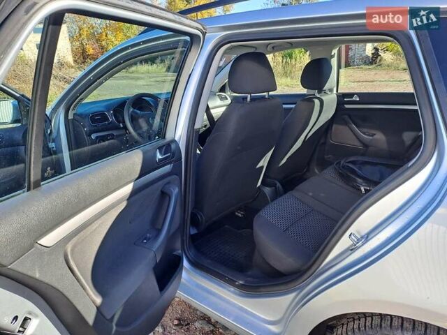 Серый Фольксваген Гольф, объемом двигателя 1.6 л и пробегом 250 тыс. км за 6900 $, фото 8 на Automoto.ua