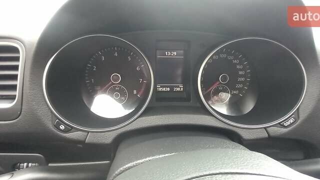 Серый Фольксваген Гольф, объемом двигателя 1.39 л и пробегом 186 тыс. км за 8100 $, фото 20 на Automoto.ua
