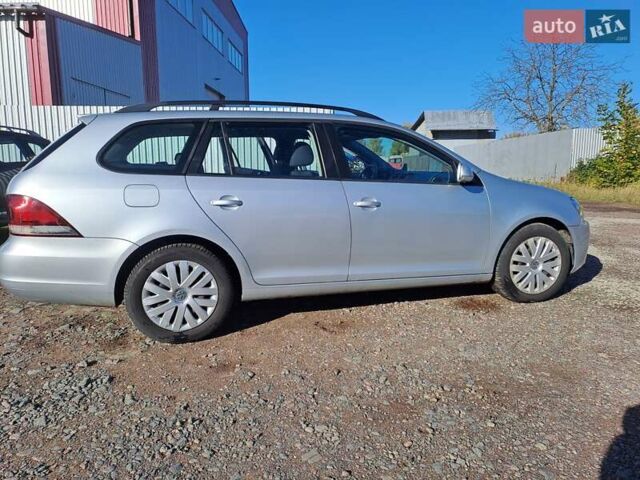 Серый Фольксваген Гольф, объемом двигателя 1.6 л и пробегом 250 тыс. км за 6900 $, фото 6 на Automoto.ua