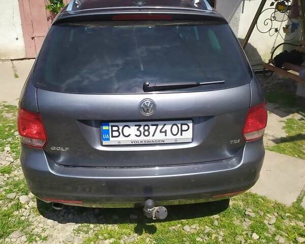 Серый Фольксваген Гольф, объемом двигателя 1.6 л и пробегом 204 тыс. км за 7500 $, фото 3 на Automoto.ua