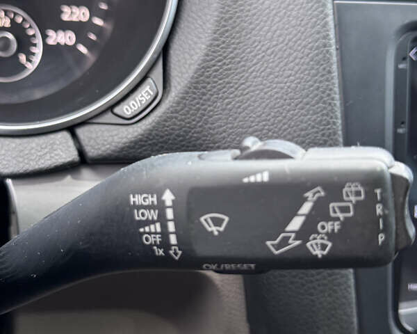 Сірий Фольксваген Гольф, об'ємом двигуна 1.6 л та пробігом 241 тис. км за 7099 $, фото 35 на Automoto.ua