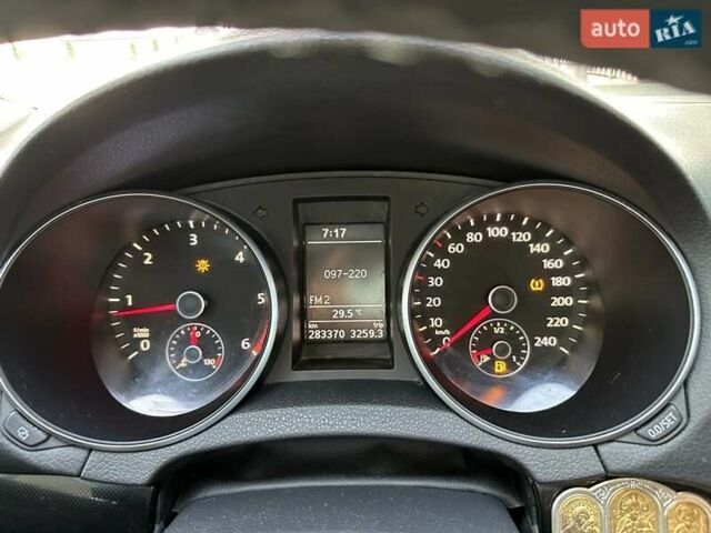 Серый Фольксваген Гольф, объемом двигателя 1.6 л и пробегом 280 тыс. км за 6900 $, фото 19 на Automoto.ua