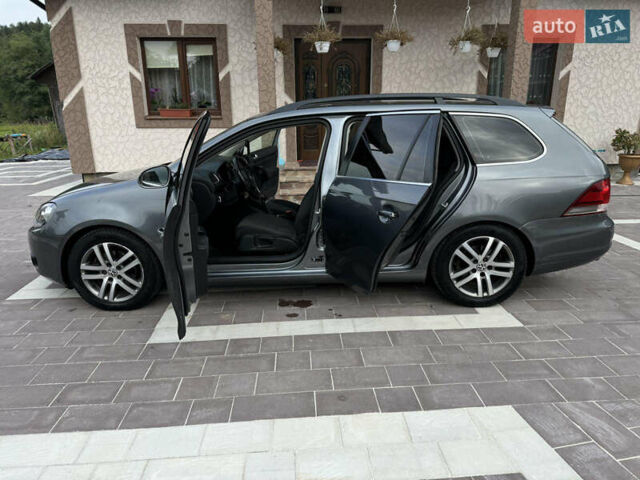 Серый Фольксваген Гольф, объемом двигателя 1.6 л и пробегом 300 тыс. км за 6300 $, фото 28 на Automoto.ua