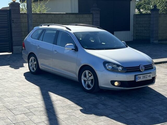 Серый Фольксваген Гольф, объемом двигателя 1.6 л и пробегом 230 тыс. км за 7699 $, фото 2 на Automoto.ua