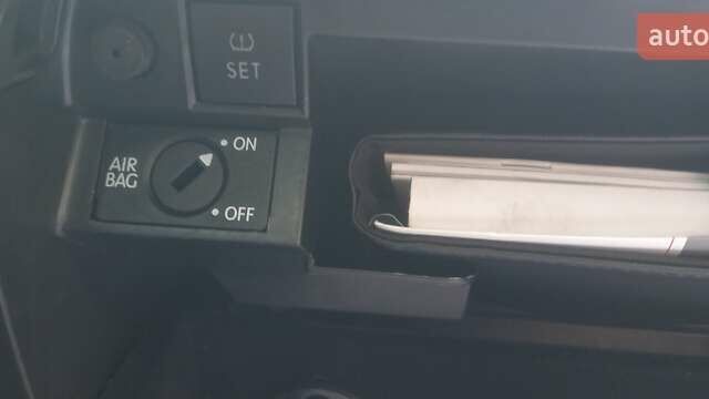 Серый Фольксваген Гольф, объемом двигателя 1.39 л и пробегом 186 тыс. км за 8100 $, фото 12 на Automoto.ua