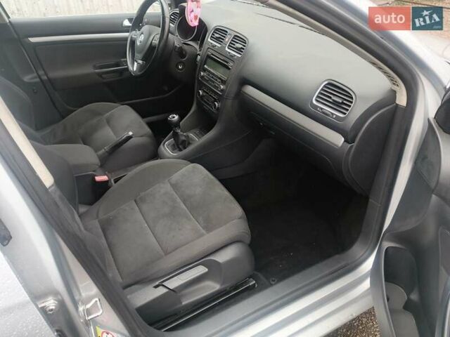 Серый Фольксваген Гольф, объемом двигателя 1.39 л и пробегом 212 тыс. км за 7000 $, фото 8 на Automoto.ua