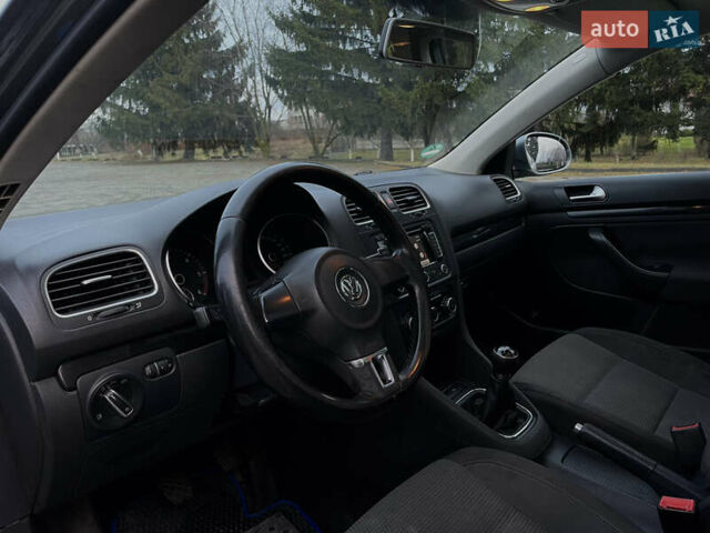 Серый Фольксваген Гольф, объемом двигателя 1.6 л и пробегом 230 тыс. км за 6999 $, фото 10 на Automoto.ua