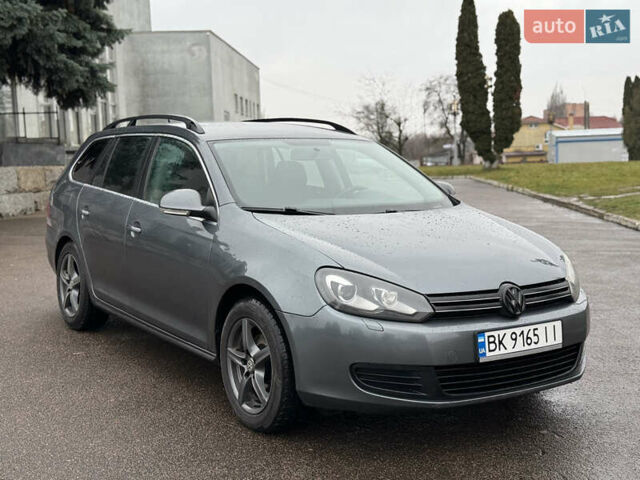 Серый Фольксваген Гольф, объемом двигателя 1.6 л и пробегом 298 тыс. км за 6550 $, фото 18 на Automoto.ua