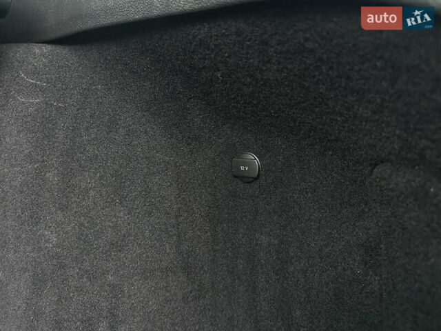 Сірий Фольксваген Гольф, об'ємом двигуна 1.39 л та пробігом 214 тис. км за 7500 $, фото 54 на Automoto.ua